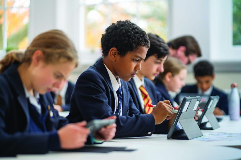 New Advanced AI, Cyber Security and App Design curriculum pathway available to Removes pupils from September 2023
